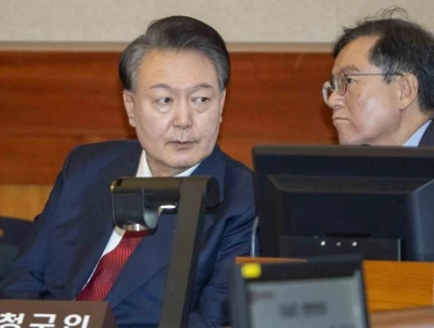 Eski G&uuml;ney Kore Devlet Başkanı Yoon hakkında 10 yıl hapis istemi
