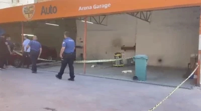 Eski patronunu silahla yaraladı
