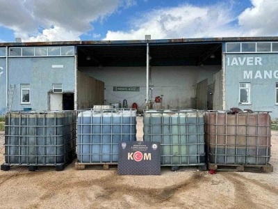 Eskişehir&rsquo;de 23 bin 245 litre ka&ccedil;ak akaryakıt &uuml;reten şahıs yakalandı
