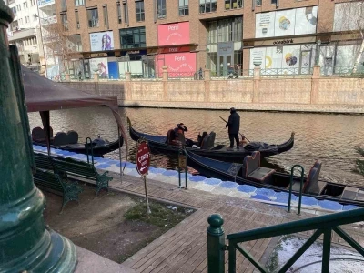 Eskişehir&rsquo;de dondurucu soğuğa rağmen gondol seferleri devam ediyor
