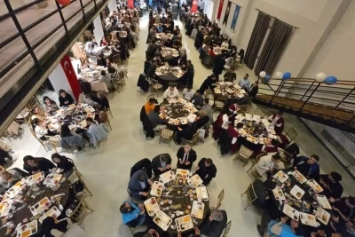 Eskişehir&rsquo;de lise ve &uuml;niversite &ouml;ğrencilerine y&ouml;nelik iftar programı d&uuml;zenlendi
