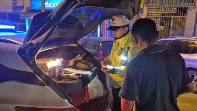Eskişehir&rsquo;de polis ekiplerince 328 şahıs ve 142 ara&ccedil; sorgulandı
