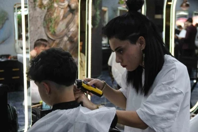 Eskişehir’de saç kesim yarışmasında 110 yarışmacı mücadele etti
