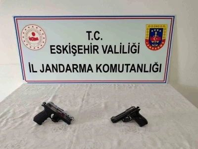 Eskişehir&rsquo;de silah ka&ccedil;ak&ccedil;ılığı operasyonu
