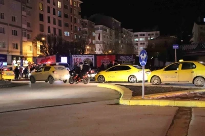 Eskişehir&rsquo;de taksicilerin yılbaşı yoğunluğu
