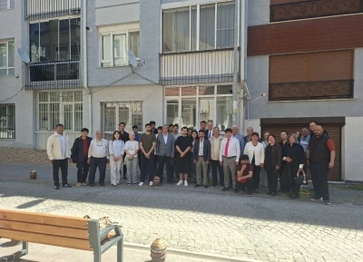 Eskişehir&rsquo;de T&uuml;rk D&uuml;nyası &ouml;ğrencilerine kahvaltılı bayramlaşma

