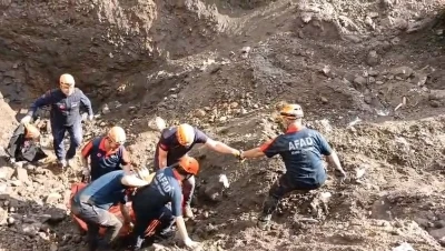 Eskişehir&rsquo;deki define faciasında AFAD&rsquo;ın zorlu operasyonu kamerada
