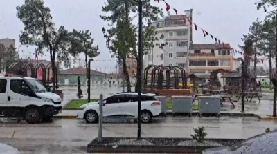 Eskişehir&rsquo;e nisan ayında kar s&uuml;rprizi
