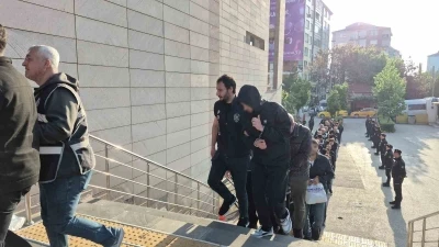 Eskişehir merkezli 33 ildeki 8,7 milyar liralık yasa dışı bahis operasyonunda 45 ş&uuml;pheli adliyeye sevk edildi
