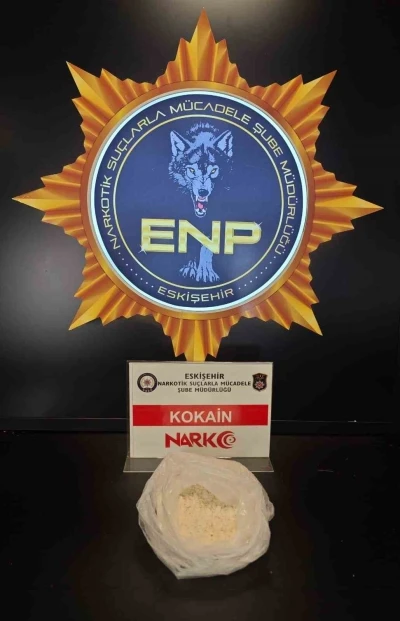 Eskişehir polisi 1 kilo kokain ele geçirdi
