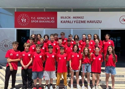 Eskişehirli sporculardan ANALİG Y&uuml;zme&rsquo;de b&uuml;y&uuml;k başarı
