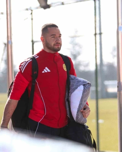 Eskişehirspor kafilesi Balıkesir yoluna &ccedil;ıktı
