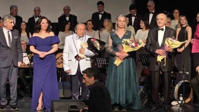 ESSİVDER T&uuml;rk Sanat M&uuml;ziği Korosu&rsquo;ndan &lsquo;Sezon Ortası Konseri&rsquo; yoğun ilgi g&ouml;rd&uuml;
