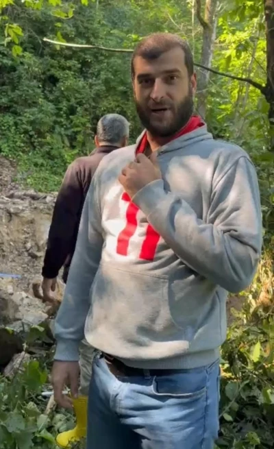 Eşyaları dere kenarında bulunan şahıs i&ccedil;in arama &ccedil;alışması başlatıldı
