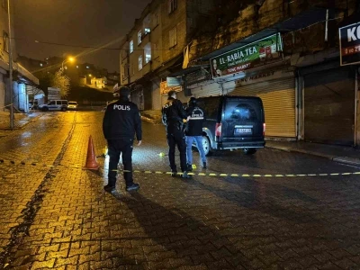 Etrafa rastgele ateş a&ccedil;tı, 1 kişi yaralandı
