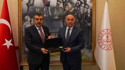 ETSO heyetinden Bakan Yusuf Tekin&rsquo;e ziyaret: Erzurum&rsquo;a yeni mesleki ve teknik lise m&uuml;jdesi
