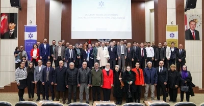 ET&Uuml;&rsquo;de akademik giysi ve &ouml;d&uuml;l t&ouml;reni ger&ccedil;ekleştirildi
