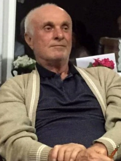 Evinde iple asılı halde ölü bulundu
