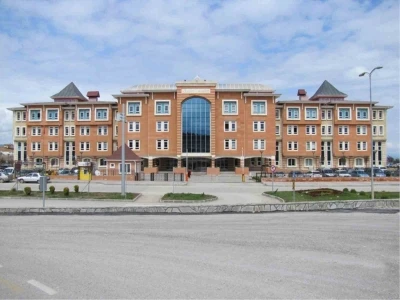 Evinde uyuşturucu olduğunu s&ouml;yleyip kendisini ihbar eden sanık tahliye edildi
