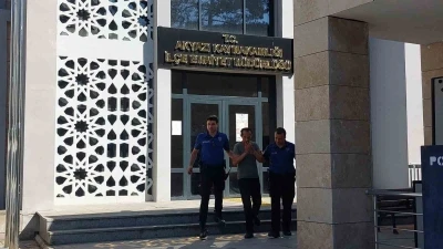 Evini kenevir bahçesine çeviren şahıs tutuklandı
