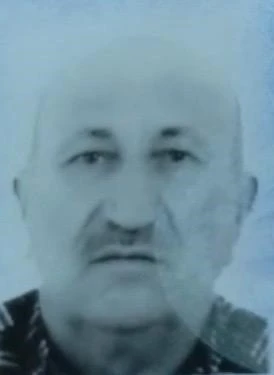 Evinin &ccedil;atısında &ccedil;alışırken aşağıya d&uuml;şt&uuml;
