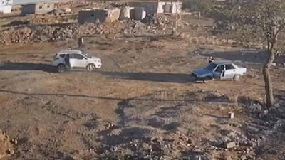 Evlerine 104 mermi isabet eden aile korkudan dışarı adım atamıyor