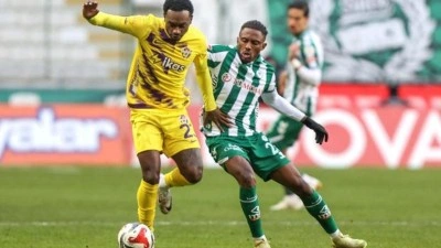 Ey&uuml;pspor 90+5'te kabusu yaşadı: Son saniyede yıkıldılar