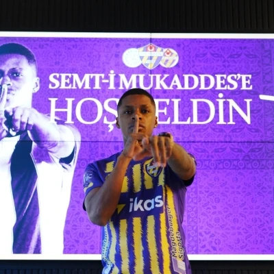 Ey&uuml;pspor, Angel Torres&rsquo;i kadrosuna kattı
