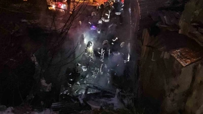 Ey&uuml;psultan&rsquo;da gecekondu yangını: 1 &ouml;l&uuml; 1 yaralı
