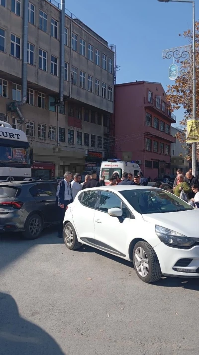 Eyüpsultan’da marketten küçük çocuğu kaçırmak isteyen şahıs gözaltına alındı
