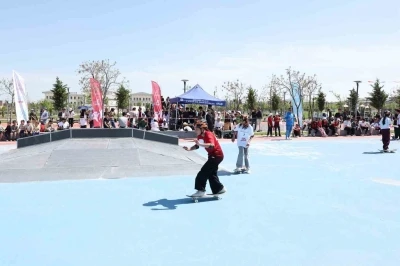 Eyy&uuml;biye&rsquo;de kaykay turnuvası
