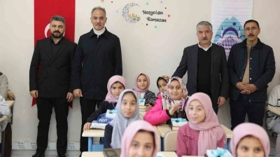 Eyy&uuml;biye&rsquo;de Kur&rsquo;an-ı Kerim okumaya başlayan &ccedil;ocuklar b&uuml;y&uuml;k sevin&ccedil; yaşadı
