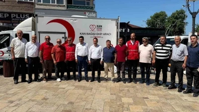 Farkındalık i&ccedil;in a&ccedil;ık havada kitap okudular
