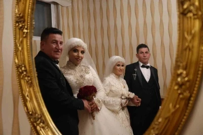 Fas’tan Bayburt’a uzanan aşk hikayesi: İki kardeş çifte düğünle dünyaevine girdi
