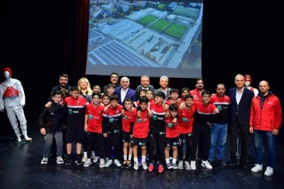 Fatih Belediyesi’nden Amatör Spor Kulüplerine malzeme desteği
