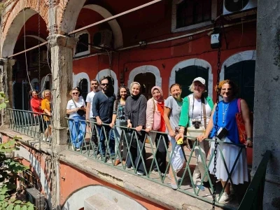 Fatih Belediyesi’nden Kapalıçarşı Hanlar turu: &quot;İstanbul’un saklı köşelerinde Tarihi yolculuk&quot;
