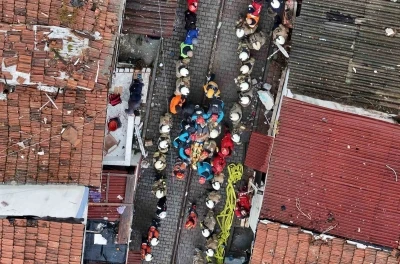 Fatih&rsquo;te enkaz altında kalan 1 kişi daha kurtarıldı
