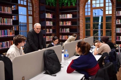 Fatih’te gençliğe yatırım geleceğe umut oluyor
