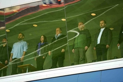 Fatih Terim, Levent Şahin&rsquo;i ilk ma&ccedil;ında yalnız bırakmadı
