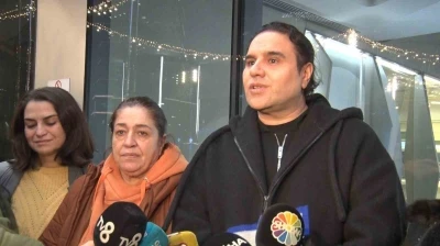 Fatih &Uuml;rek&rsquo;in sevenleri hastaneye geldi
