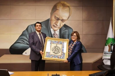 Fatma Şahin’den Umut Yılmaz’a ziyaret: “Bu yola duayla çıktık”