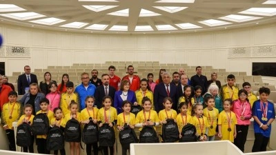 Fatma Şahin, şampiyon sporcularla bir araya geldi