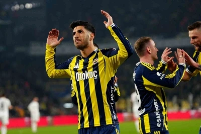 Fenerbah&ccedil;e-Beşiktaş derbilerinde yabancı golc&uuml;ler &ouml;n planda
