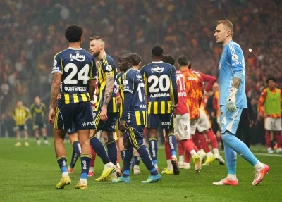 Fenerbah&ccedil;e, bu sezon ilk kez derbi kaybetti
