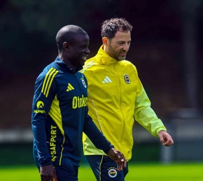 Fenerbah&ccedil;e, &Ccedil;aykur Rizespor ma&ccedil;ının hazırlıklarını s&uuml;rd&uuml;rd&uuml;
