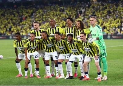 Fenerbah&ccedil;e&rsquo;de İsmail Kartal 4. d&ouml;nemindeki ilk resmi ma&ccedil;ına &ccedil;ıktı
