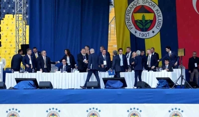 Fenerbahçe’de olağanüstü seçimli genel kurul toplantısı başladı
