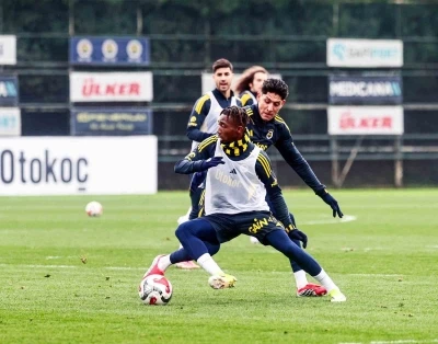 Fenerbah&ccedil;e, Erzurumspor FK ma&ccedil;ı hazırlıklarını tamamladı
