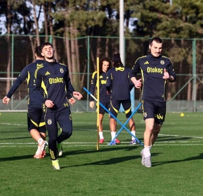 Fenerbah&ccedil;e, Gaziantep FK ma&ccedil;ı hazırlıklarını tamamladı
