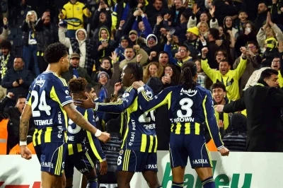 Fenerbah&ccedil;e, geriye d&uuml;şt&uuml;ğ&uuml; ma&ccedil;larda 18 puan topladı
